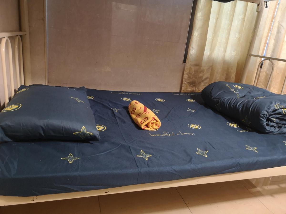 Peri Evi Hostel Phnom Penh Bassac Lane Exterior photo
